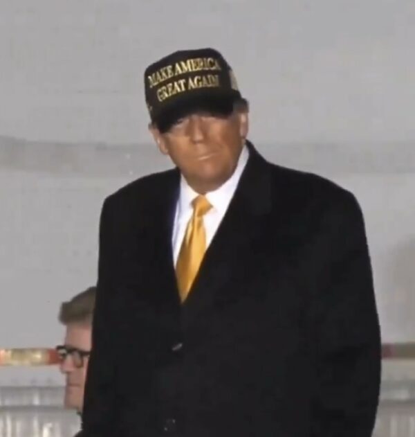 President Trump debuts the BLACK & GOLD MAGA HAT