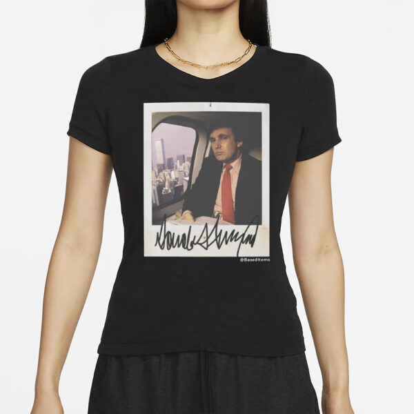 Swaggy Vintage Donald J. Trump Portrait Signature Signed Polaroid Unisex Black T-Shirt