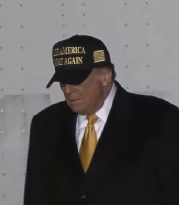 TRUMP BLACK GOLD MAGA HATs